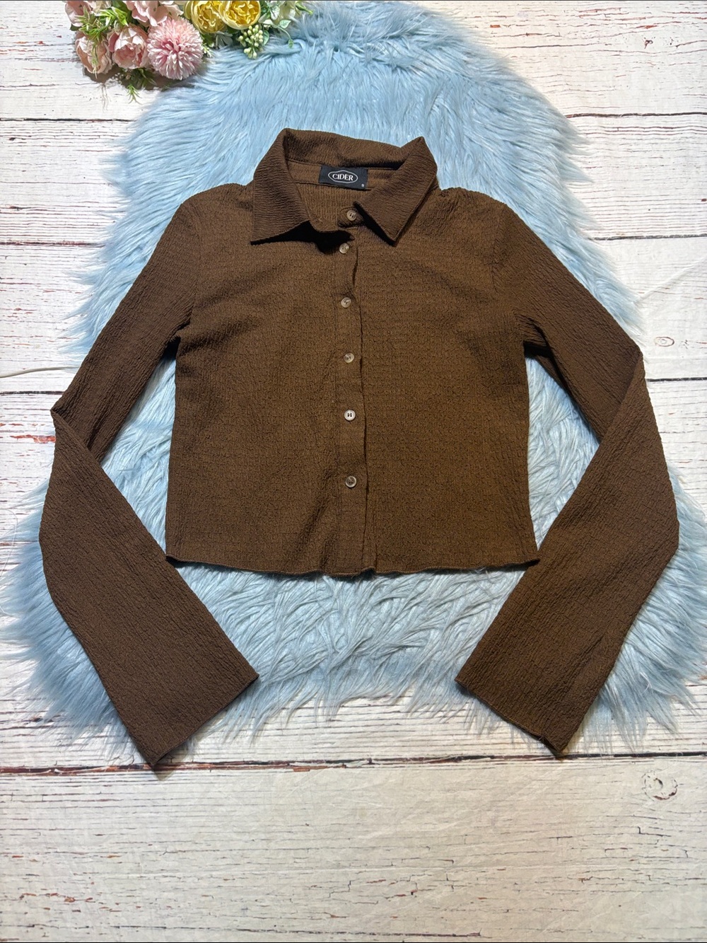 Cider Brown Textured Cropped Button-Down Shirt sz S